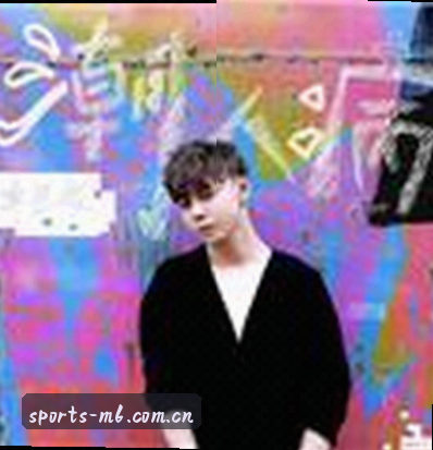 黄丽